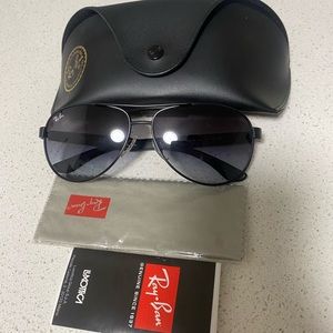 Aviator Raybans